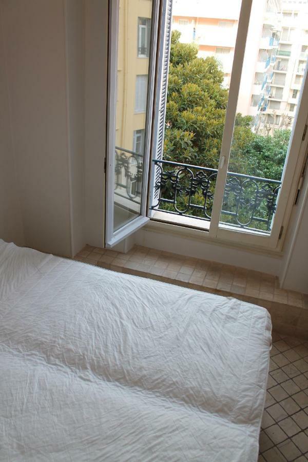 Astoria Apartment Menton Luaran gambar