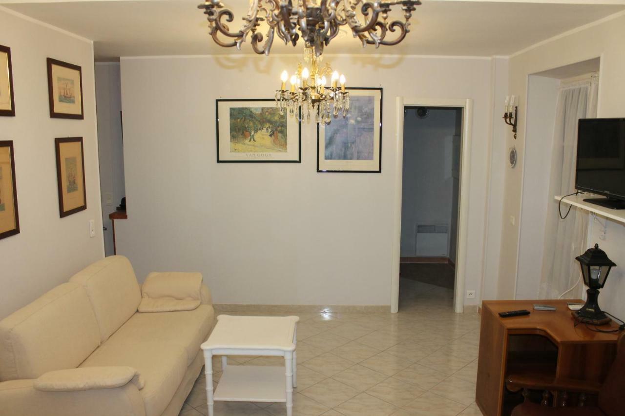 Astoria Apartment Menton Luaran gambar