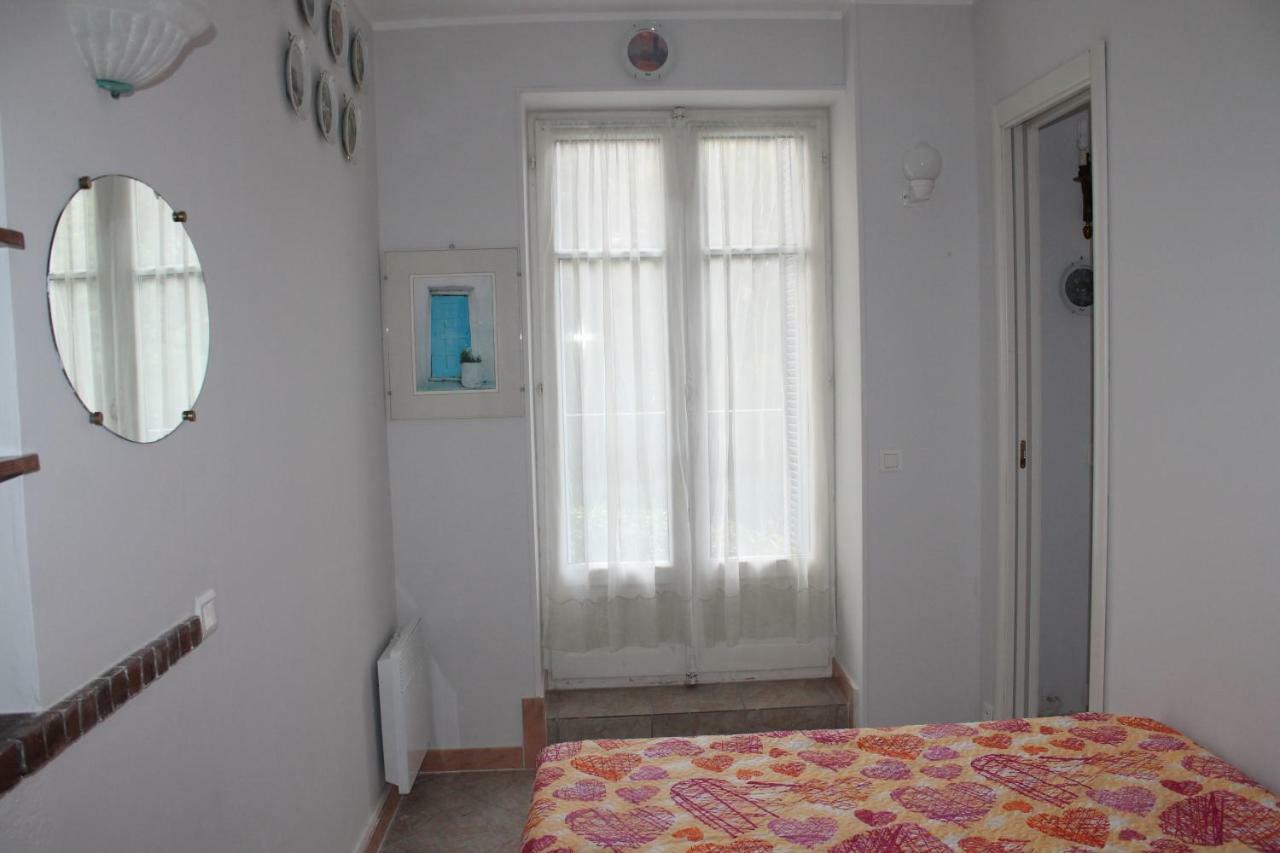 Astoria Apartment Menton Luaran gambar