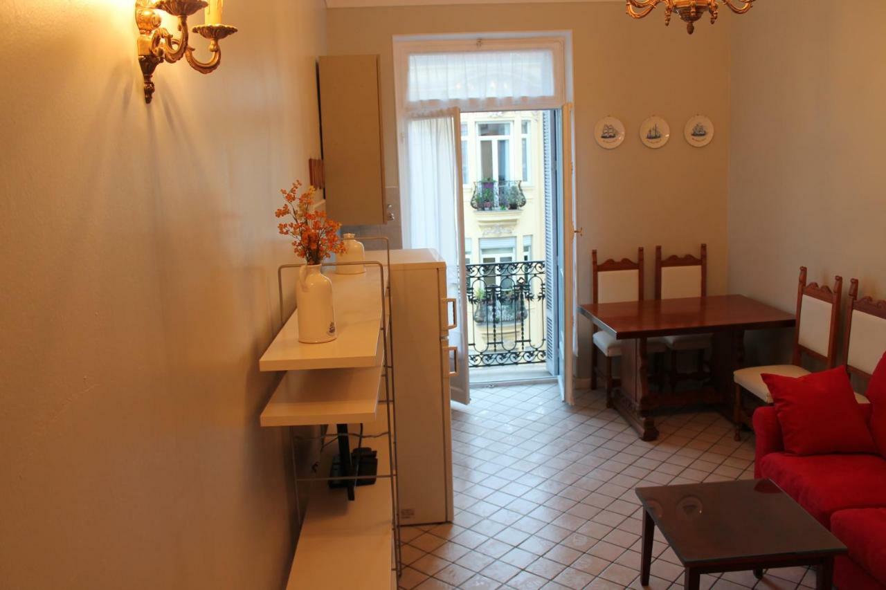 Astoria Apartment Menton Luaran gambar